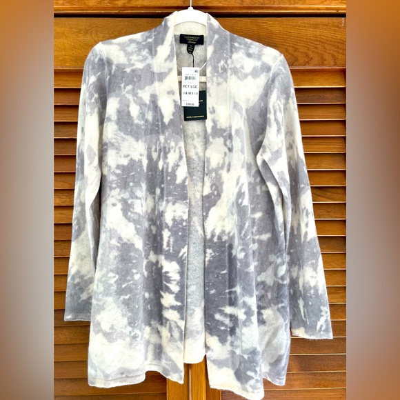 Charter Club Cashmere Gray and White Cardigan NWT - Picture 1 of 3